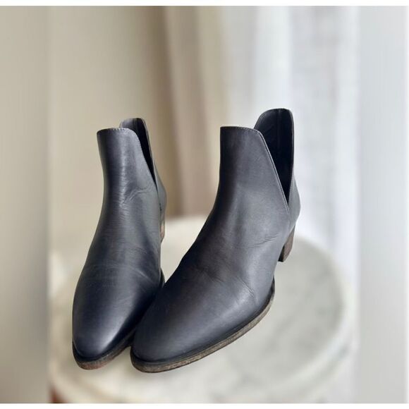 Free People Leather Charm Double V Ankle Boots Size 38.5 - Picture 8 of 16